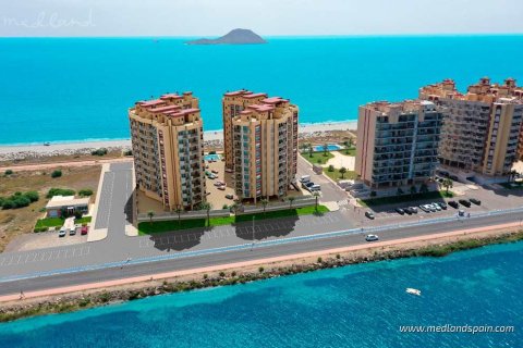 Apartment for sale La Manga del Mar Menor, Murcia, Spain 2 bedrooms, 92 sq.m. No. 132959 - photo 1
