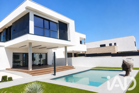 House à Villaviciosa de Odon, Madrid, Espagne 5 chambres, 412 m2 No. 193535