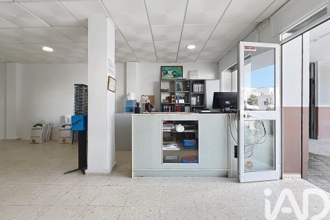 Liikekiinteistö myytävänä Tarifa, Cadiz, Espanja , 67 m2 No. 193530 - kuva 5