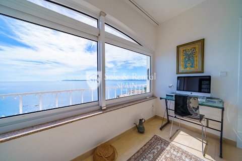 Hus till salu i Roses, Girona, Spanien 5 sovrum, 245 kvm. Nr. 166488 - foto 21