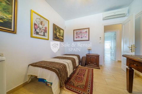 Hus till salu i Roses, Girona, Spanien 5 sovrum, 245 kvm. Nr. 166488 - foto 15