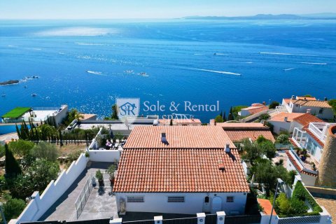 Hus till salu i Roses, Girona, Spanien 5 sovrum, 245 kvm. Nr. 166488 - foto 30