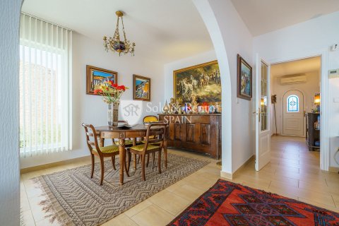 Hus till salu i Roses, Girona, Spanien 5 sovrum, 245 kvm. Nr. 166488 - foto 25