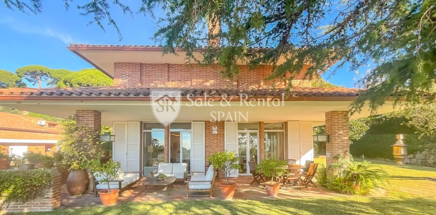 Hus i Sant Vicenc De Montalt, Barcelona, Spanien 4 sovrum, 495 kvm. Nr. 166494