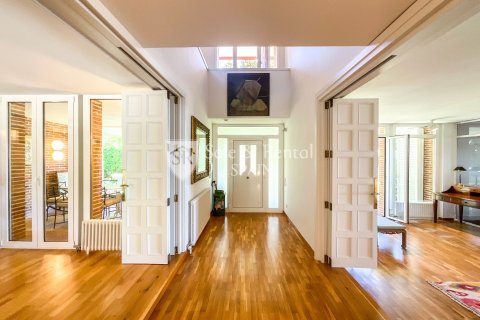 Hus till salu i Sant Vicenc De Montalt, Barcelona, Spanien 4 sovrum, 495 kvm. Nr. 166494 - foto 2