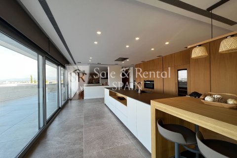 Hus till salu i Roses, Girona, Spanien 6 sovrum, 450 kvm. Nr. 166490 - foto 10