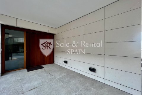 Hus till salu i Roses, Girona, Spanien 6 sovrum, 450 kvm. Nr. 166490 - foto 20