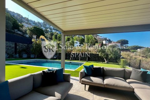 Hus till salu i Roses, Girona, Spanien 6 sovrum, 450 kvm. Nr. 166490 - foto 7