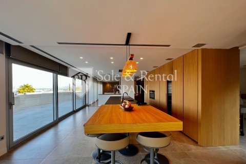 Hus till salu i Roses, Girona, Spanien 6 sovrum, 450 kvm. Nr. 166490 - foto 11