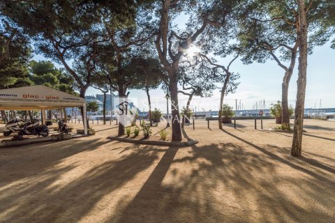 Hus till salu i Blanes, Girona, Spanien 4 sovrum, 186 kvm. Nr. 166493 - foto 17