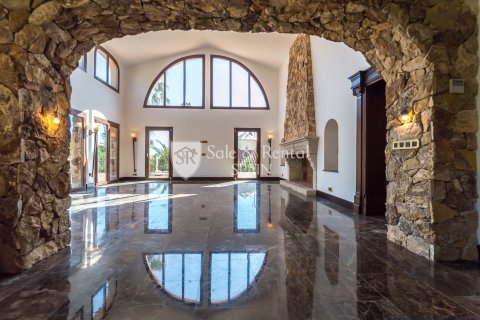 Hus till salu i Blanes, Girona, Spanien 4 sovrum, 400 kvm. Nr. 166491 - foto 13