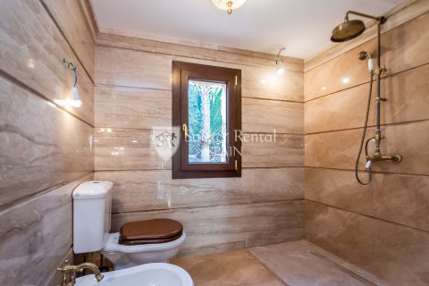 Hus till salu i Blanes, Girona, Spanien 4 sovrum, 400 kvm. Nr. 166491 - foto 30