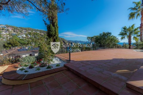 Hus till salu i Blanes, Girona, Spanien 4 sovrum, 400 kvm. Nr. 166491 - foto 2