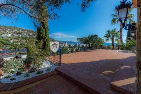 Hus till salu i Blanes, Girona, Spanien 4 sovrum, 400 kvm. Nr. 166491 - foto 7