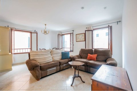 Apartment à vendre à Ciutadella De Menorca, Menorca, Espagne, 3 chambres, 101 m2 No. 143746 - photo 2