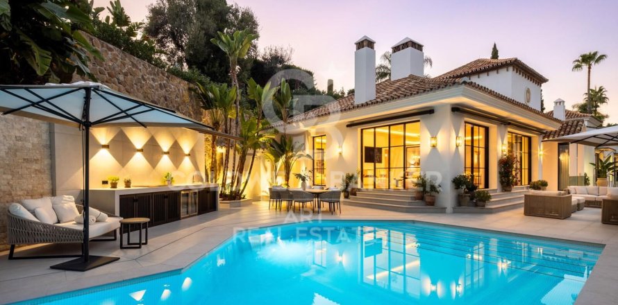 Villa Benahavis, Malaga, Spānijā 5 istabas, 492 m2 Nr. 157451