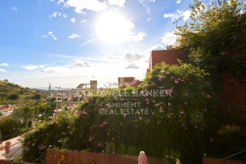 Apartament w Barcelona, Hiszpania 2 sypialnie, 80 mkw. nr 157452 – zdjęcie 25