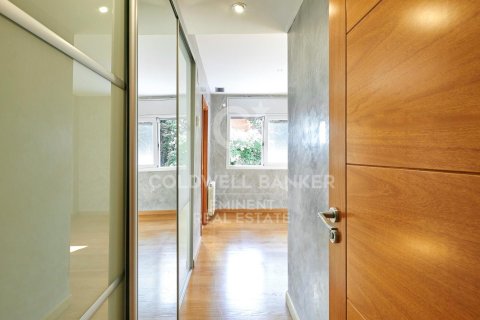 Apartament w Barcelona, Hiszpania 2 sypialnie, 80 mkw. nr 157452 – zdjęcie 11