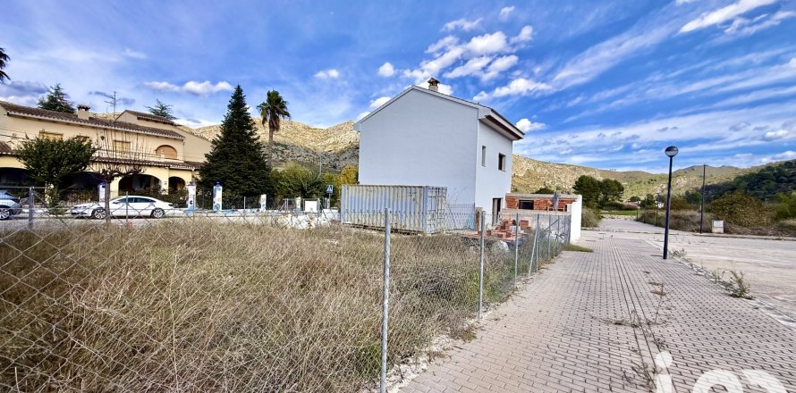Land plot in Valencia, Spain 151 sq.m. No. 185576
