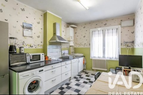Apartment à vendre à Pamplona, Navarre, Espagne, 2 chambres, 80 m2 No. 172329 - photo 2