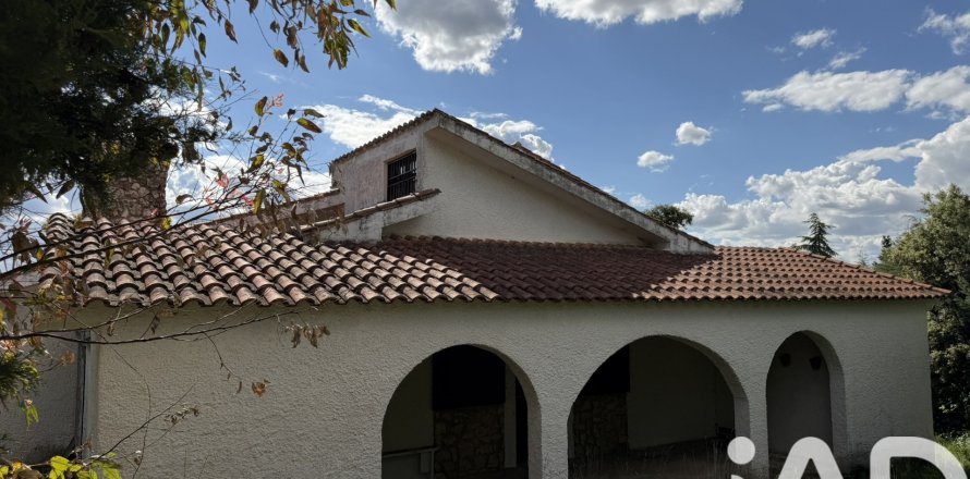 House à Nuevo Baztan, Madrid, Espagne 4 chambres, 249 m2 No. 172328