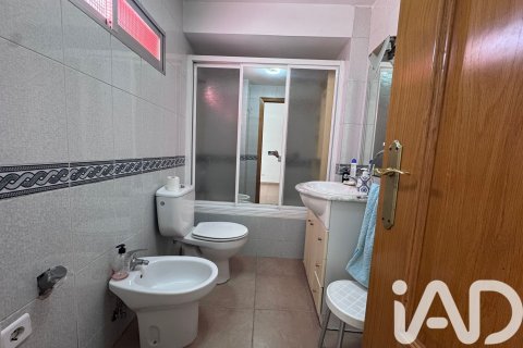 Huoneisto myytävänä Madrid, Espanja, 4 makuuhuonetta, 216 m2 No. 172324 - kuva 20