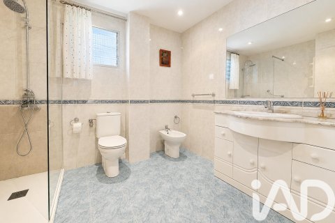 Apartment for sale in Madrid, Spain 3 bedrooms, 97 sq.m. No. 172327 - photo 17