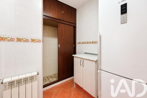 Apartment for sale in Madrid, Spain 3 bedrooms, 97 sq.m. No. 172327 - photo 11