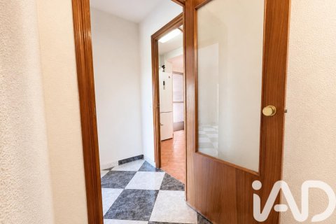 Apartment for sale in Madrid, Spain 3 bedrooms, 97 sq.m. No. 172327 - photo 13