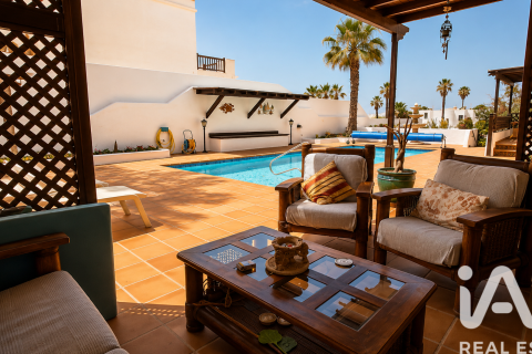 Māja Arrecife, Lanzarote, Spānijā 5 istabas, 200 m2 Nr. 172326