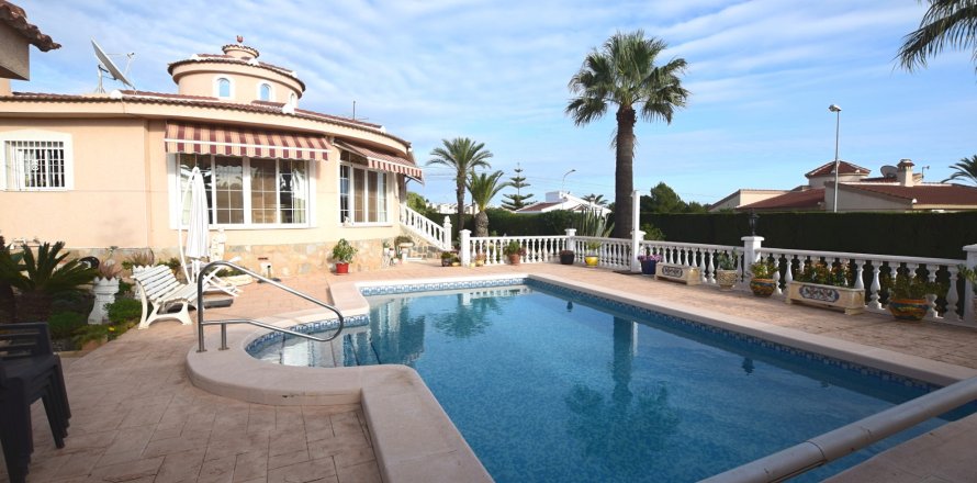 Villa Ciudad Quesada, Alicante, Spānijā 5 istabas, 240 m2 Nr. 135714