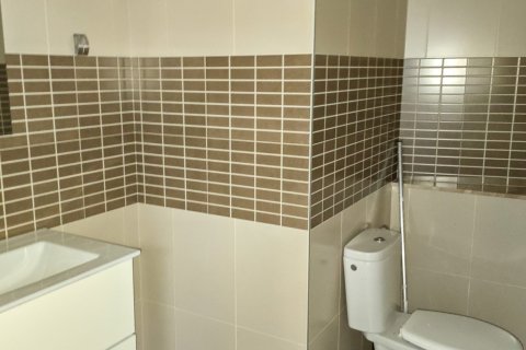 Продажа коммерческой недвижимости Гуардамар-дель-Сегура, Аликанте, Испания 1 спальня, 250м2 №135715 - фото 5