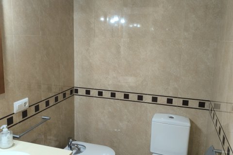 Продажа квартиры в Седейра, Ла-Корунья, Испания 2 спальни, 79м2 №185188 - фото 12