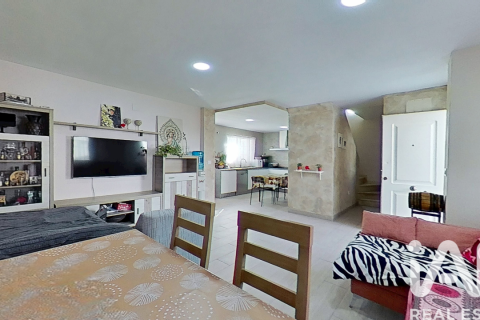 House for sale in El Cuervo de Sevilla, Seville, Spain 4 bedrooms, 92 sq.m. No. 185190 - photo 3