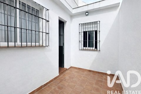 House for sale in El Cuervo de Sevilla, Seville, Spain 4 bedrooms, 92 sq.m. No. 185190 - photo 24