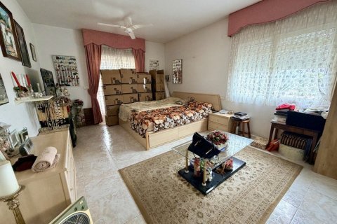Villa for sale in Ciudad Quesada, Alicante, Spain 4 bedrooms, 341 sq.m. No. 189484 - photo 8