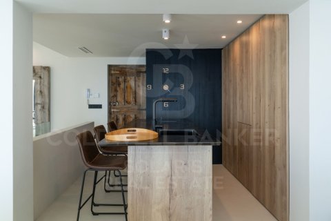 Villa till salu i Javea, Alicante, Spanien 4 sovrum, 181 kvm. Nr. 158850 - foto 12