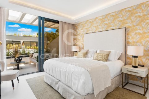 Townhouse zum Verkauf in Marbella, Malaga, Spanien 5 Schlafzimmer, 265 m2 Nr. 158852 - Foto 7