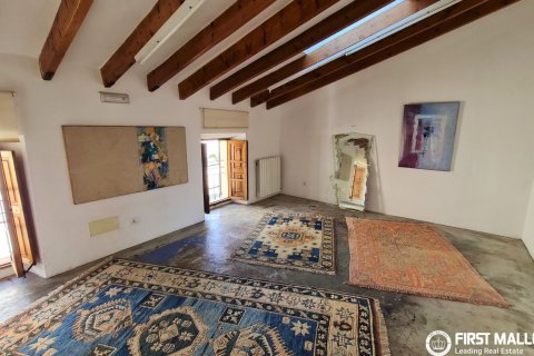 Kaupunkipientalo myytävänä Felanitx, Mallorca, Espanja, 4 makuuhuonetta, 332 m2 No. 177309 - kuva 17