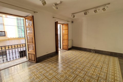 Kaupunkipientalo myytävänä Felanitx, Mallorca, Espanja, 4 makuuhuonetta, 332 m2 No. 177309 - kuva 12