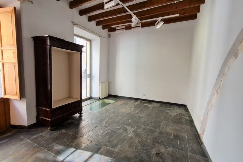 Kaupunkipientalo myytävänä Felanitx, Mallorca, Espanja, 4 makuuhuonetta, 332 m2 No. 177309 - kuva 8