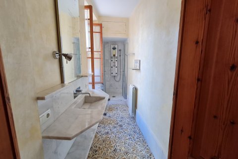 Kaupunkipientalo myytävänä Felanitx, Mallorca, Espanja, 4 makuuhuonetta, 332 m2 No. 177309 - kuva 15