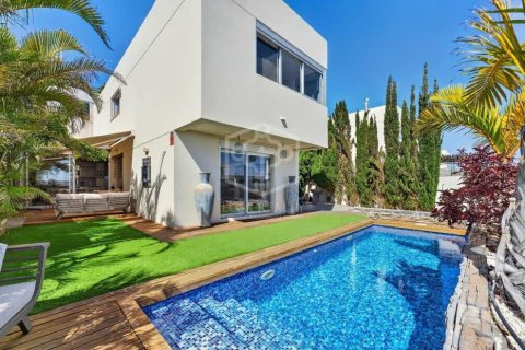 Villa en Arona, Tenerife, España 3 dormitorios, 190 m2 No. 177307