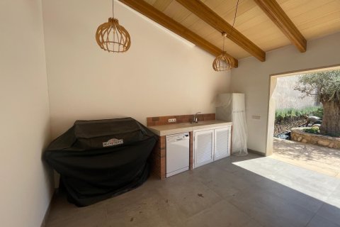 Kaupunkipientalo vuokrattavana Sa Pobla, Mallorca, Espanja, 5 makuuhuonetta, 484 m2 No. 177313 - kuva 22
