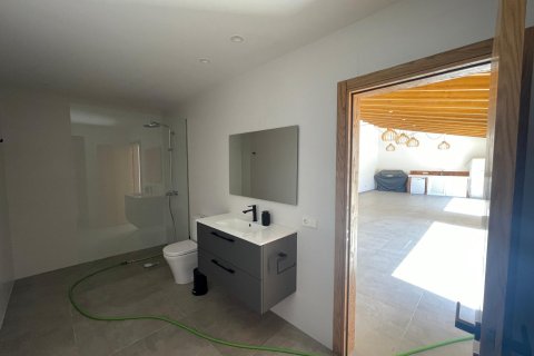 Kaupunkipientalo vuokrattavana Sa Pobla, Mallorca, Espanja, 5 makuuhuonetta, 484 m2 No. 177313 - kuva 23