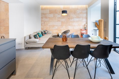 Kaupunkipientalo myytävänä Santanyi, Mallorca, Espanja, 4 makuuhuonetta, 170 m2 No. 177312 - kuva 3