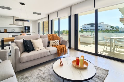 Apartment for sale in Estepona, Malaga, Spain 3 bedrooms, 150 sq.m. No. 194844 - photo 14