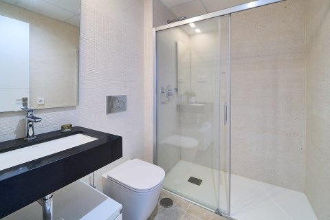 Apartment for sale in Estepona, Malaga, Spain 3 bedrooms, 150 sq.m. No. 194844 - photo 5