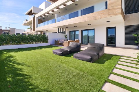 Apartment for sale in Estepona, Malaga, Spain 3 bedrooms, 150 sq.m. No. 194844 - photo 18