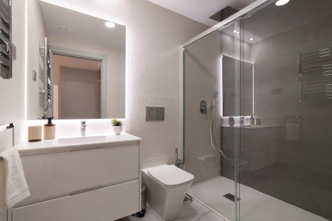 Apartment for sale in Benidorm, Alicante, Spain 2 bedrooms, 94 sq.m. No. 194845 - photo 21